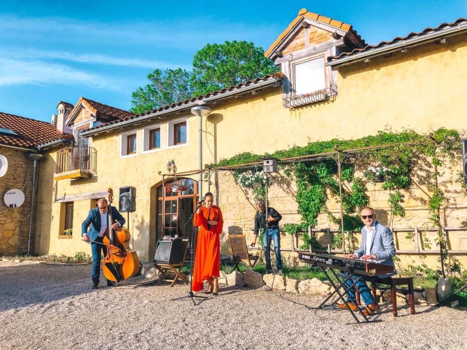 Divas Upes Hotel Koknese Eksteriør billede